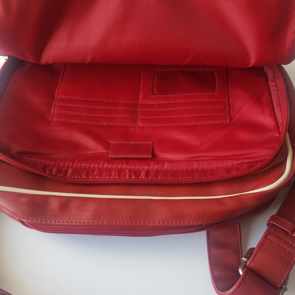 82 "Reaction Kenneth Cole" men's red messenger bag vintage style - Picture 7 of 9